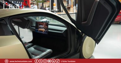 Cybercab: Le robotaxi sans volant de Tesla circule  !