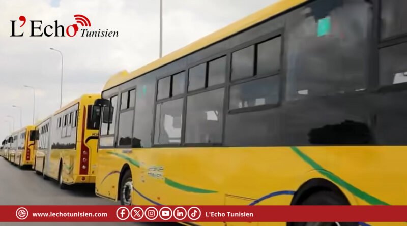 Nouveaux bus afin de moderniser les transports scolaires et universitaires