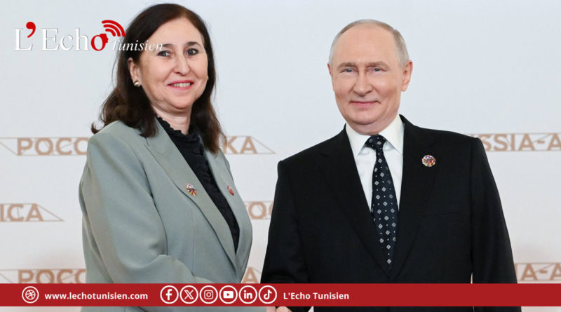الرئيس الروسي يستقبل رئيسة الحكومة وعددا من رؤساء الدول والحكومات الإفريقية