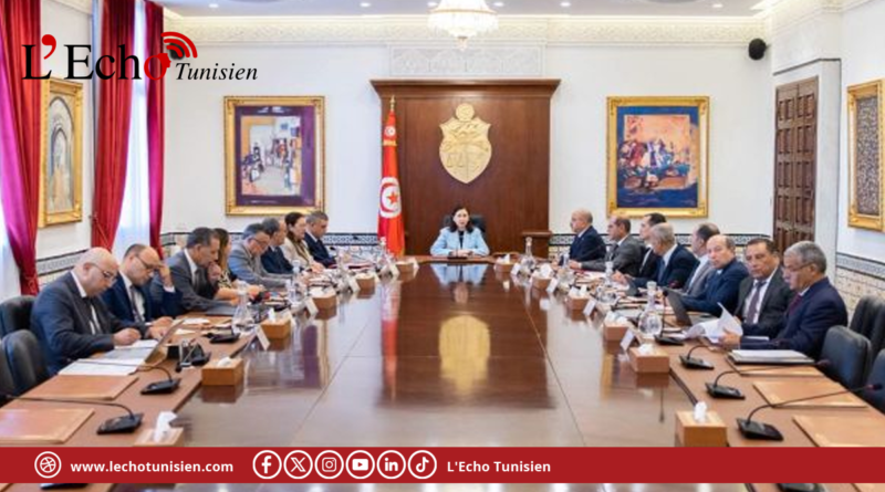 مجلس وزاري مضيق حول مشاريع الطاقة