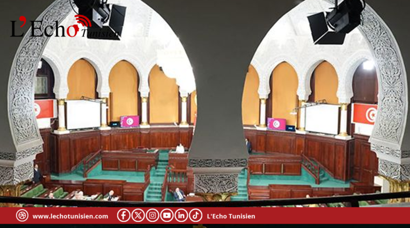 مكتب البرلمان يعقد اجتماعه الأول بالتزامن مع انطلاق الدورة البرلمانية الخامسة